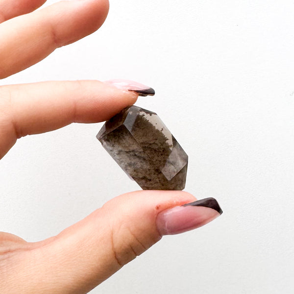 Freeform AAA Garden Quartz